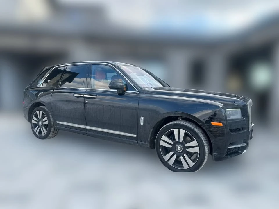 2023 Rolls-Royce Cullinan - Image 2 of 17