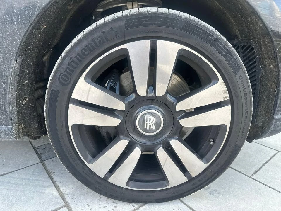 2023 Rolls-Royce Cullinan - Image 15 of 17
