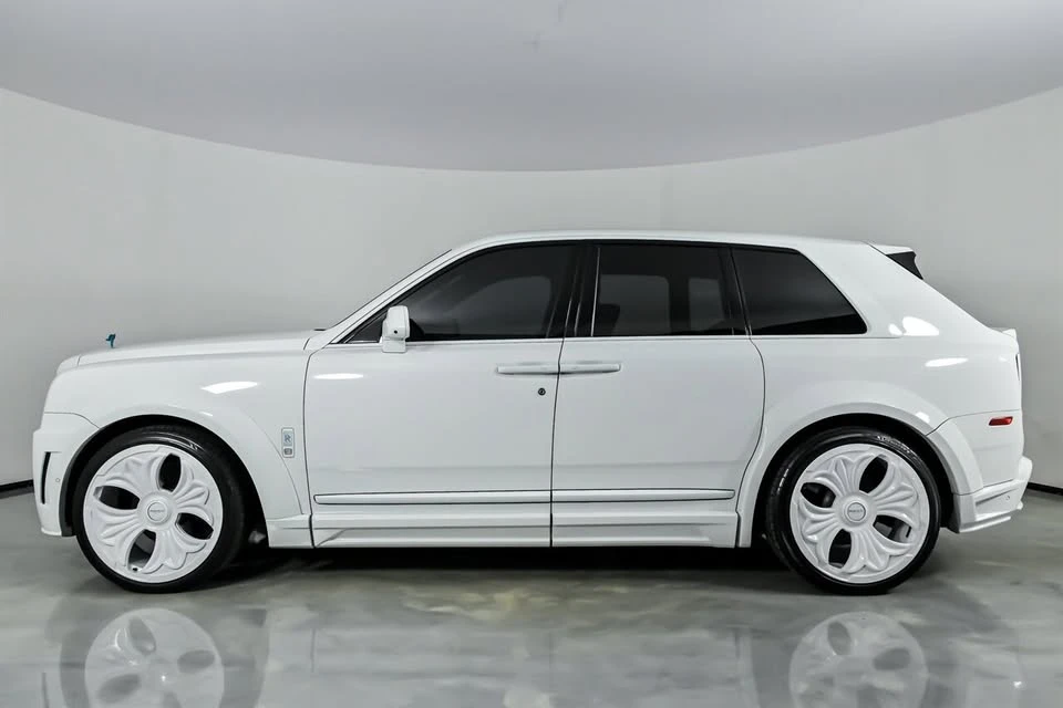 2023 Rolls-Royce Cullinan - Image 8 of 20
