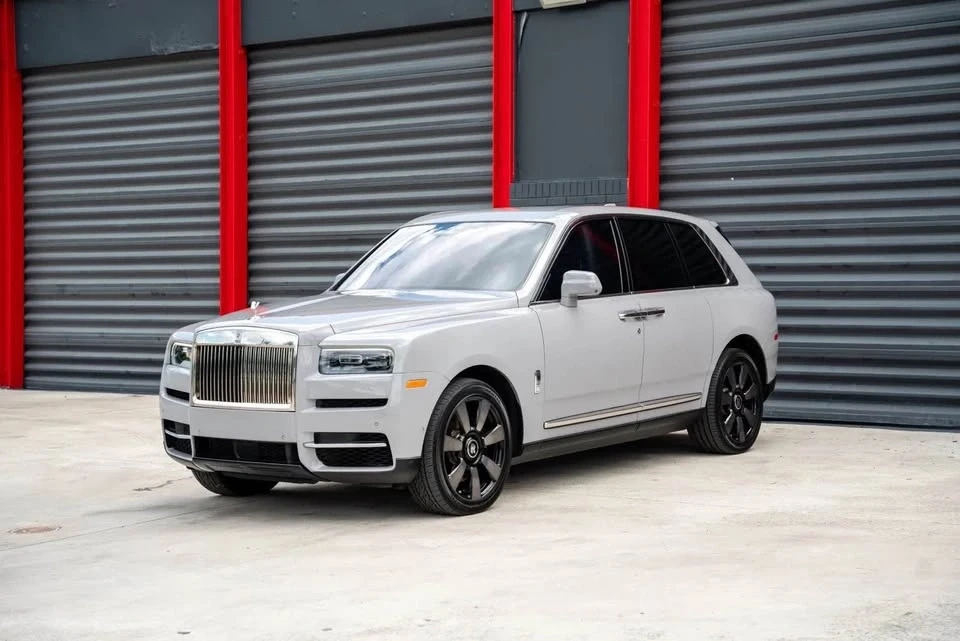 2023 Rolls-Royce Cullinan Black Badge - Image 13 of 19