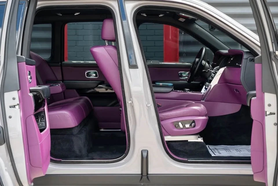 2023 Rolls-Royce Cullinan Black Badge - Image 11 of 19