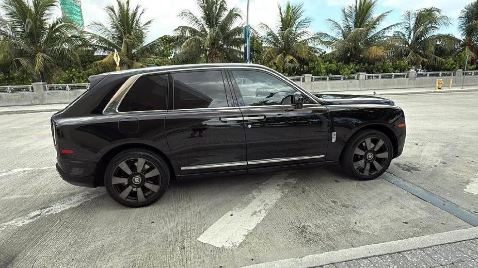 2023 Rolls-Royce Cullinan Black Badge - Image 4 of 6