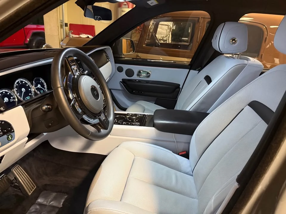 2023 Rolls-Royce Cullinan - Image 7 of 16