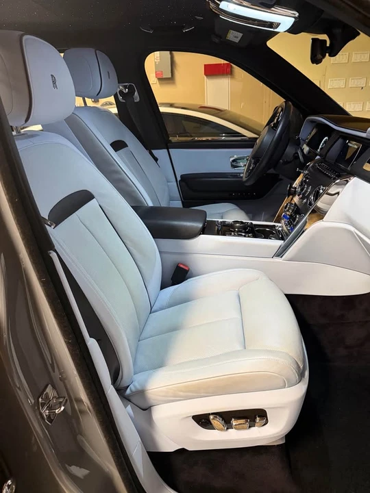 2023 Rolls-Royce Cullinan - Image 10 of 16