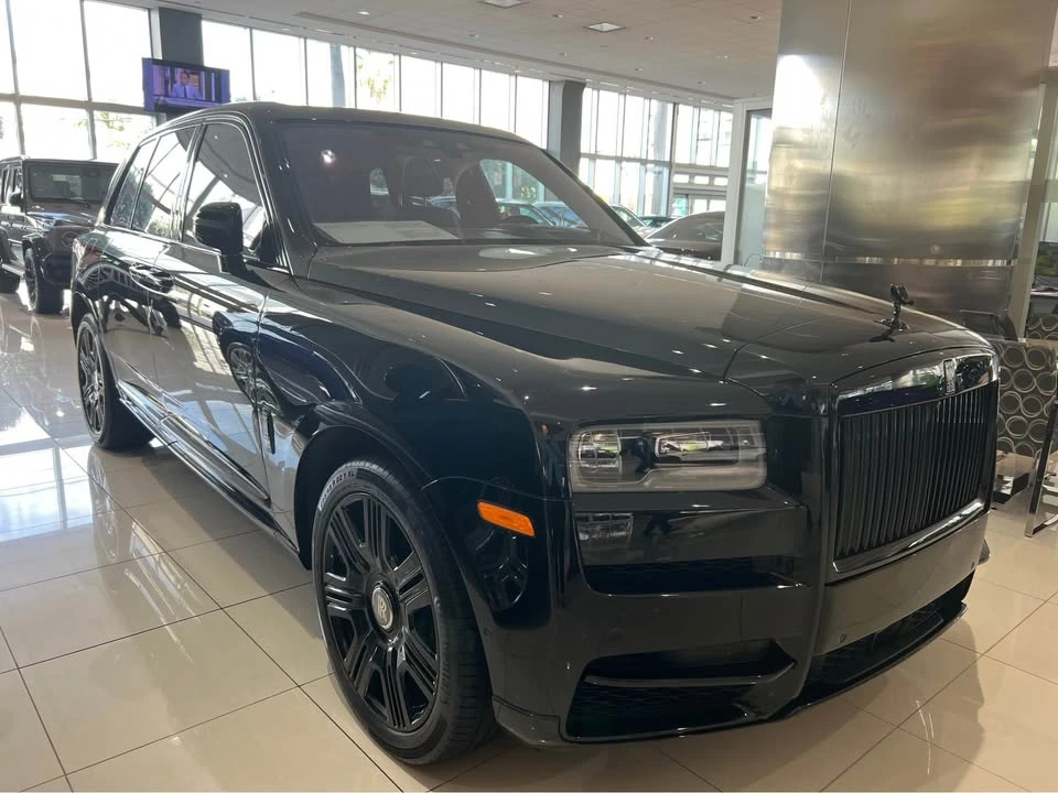 2023 Rolls-Royce Cullinan - Image 2 of 7