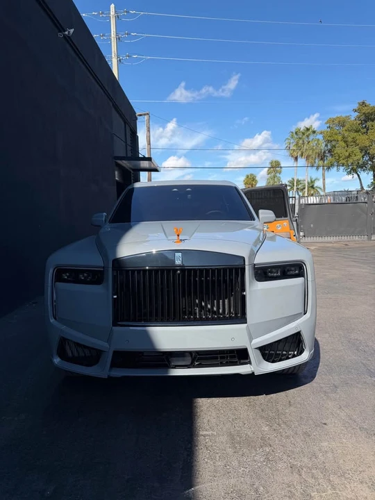 2023 Rolls-Royce Cullinan - Image 2 of 8