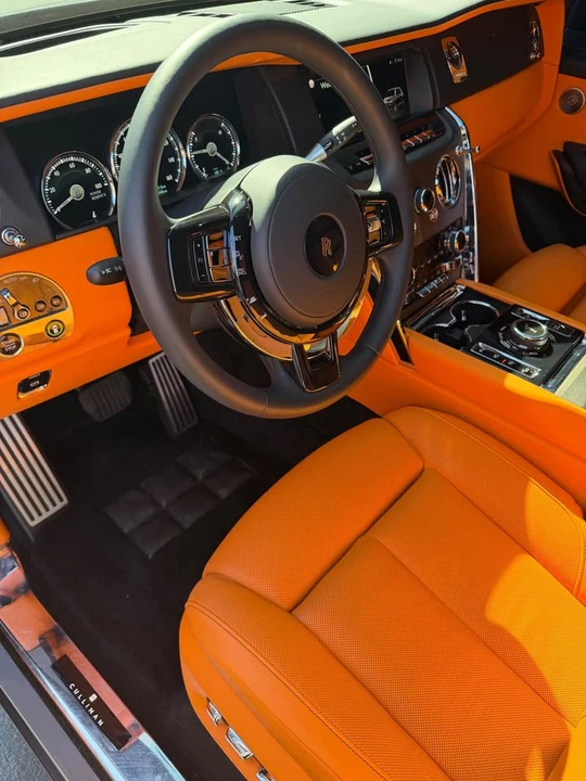 2023 Rolls-Royce Cullinan - Image 5 of 8