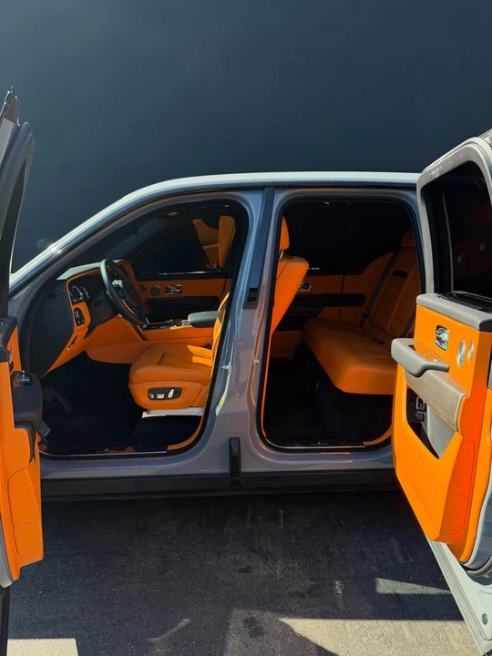 2023 Rolls-Royce Cullinan - Image 3 of 8