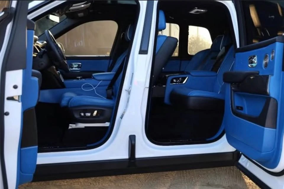 2023 Rolls-Royce Cullinan - Image 6 of 7
