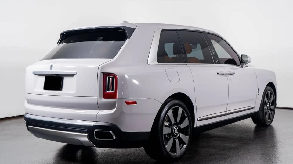2023 Rolls-Royce Cullinan - Image 17 of 18