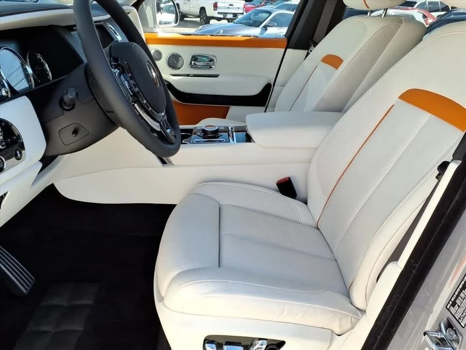 2023 Rolls-Royce Cullinan - Image 15 of 16