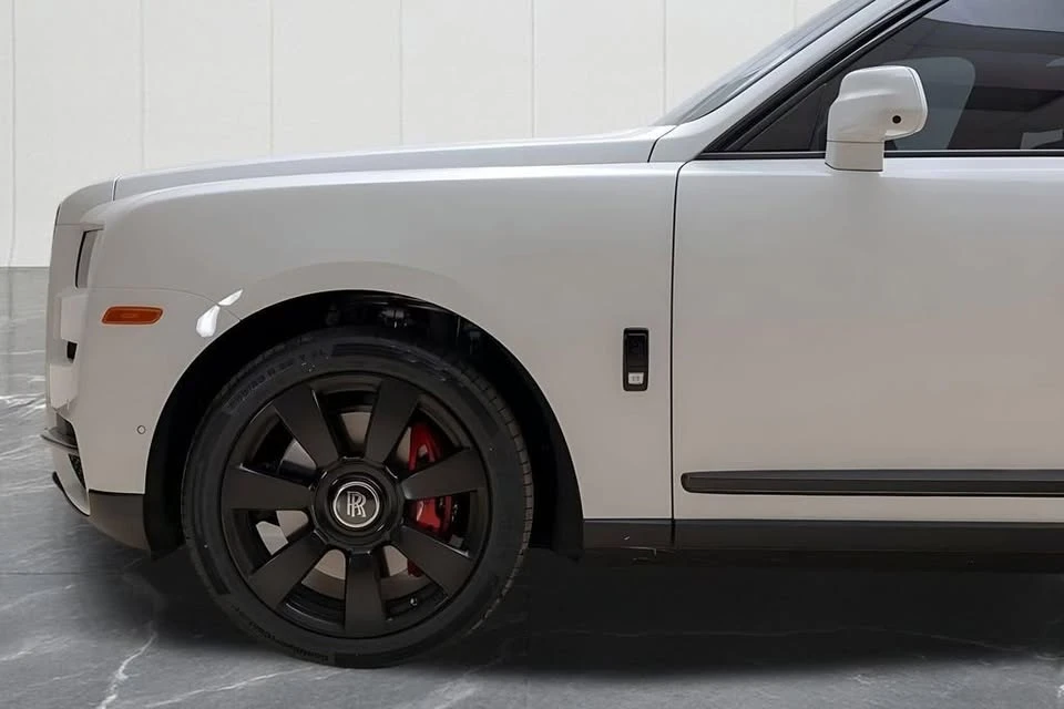 2023 Rolls-Royce Cullinan - Image 7 of 20