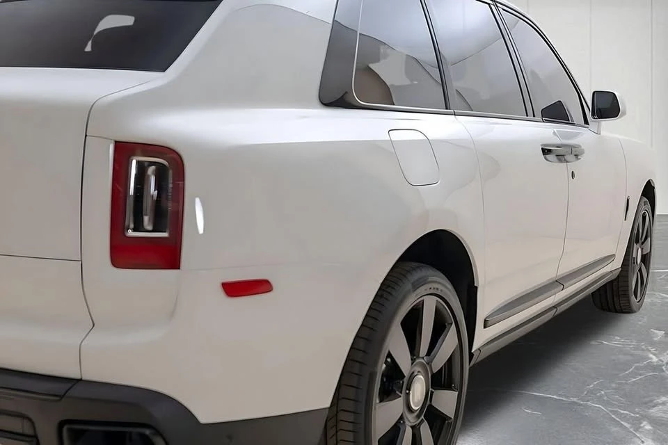 2023 Rolls-Royce Cullinan - Image 15 of 20