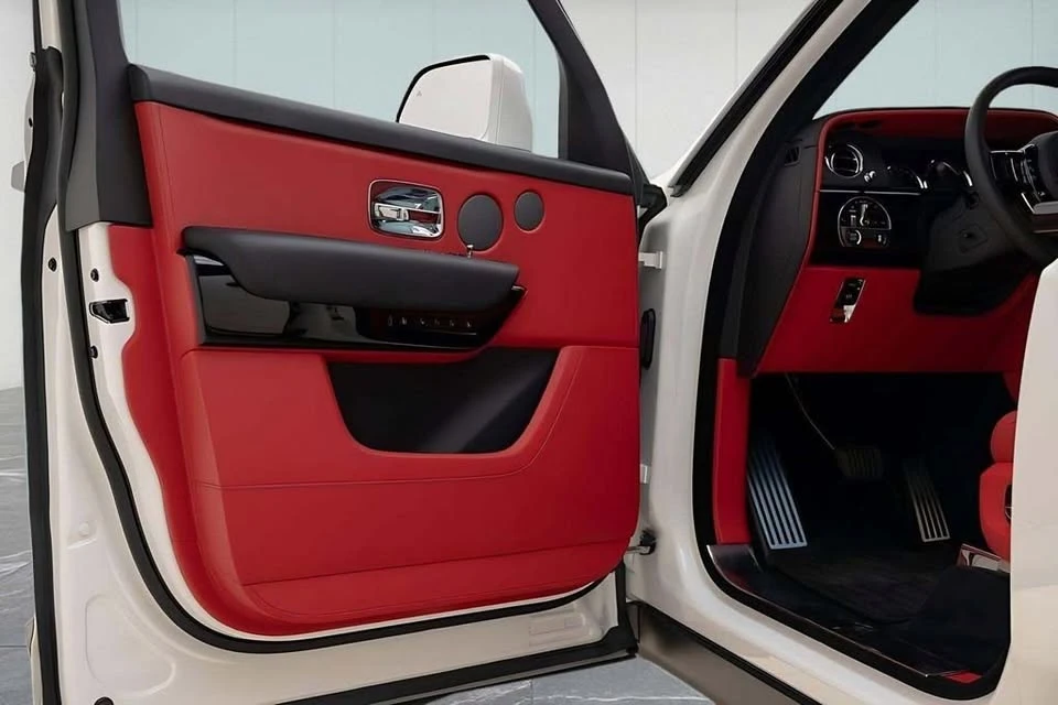 2023 Rolls-Royce Cullinan - Image 19 of 20