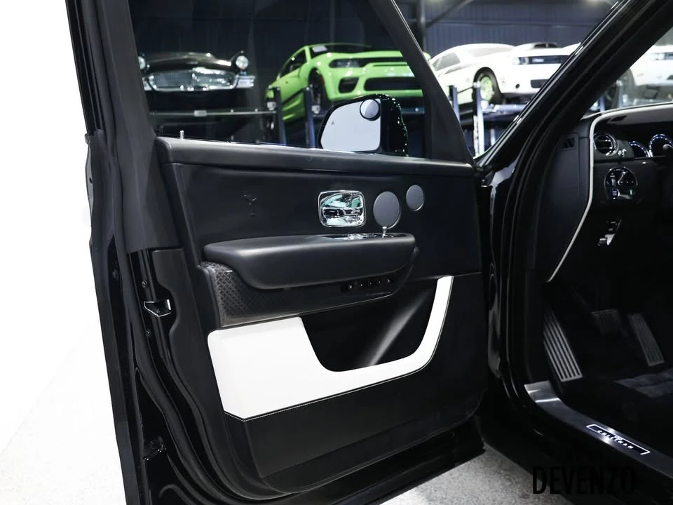 2023 Rolls-Royce Cullinan Black Badge - Image 9 of 16