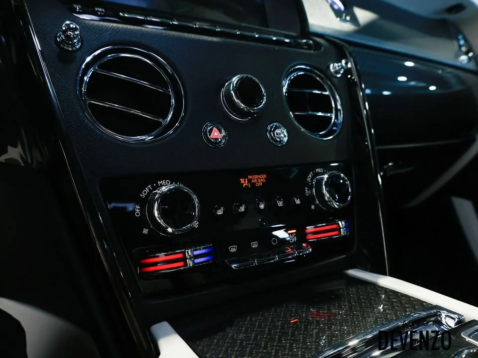 2023 Rolls-Royce Cullinan Black Badge - Image 15 of 16