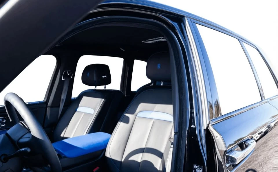 2023 Rolls-Royce Cullinan Black Badge - Image 14 of 20