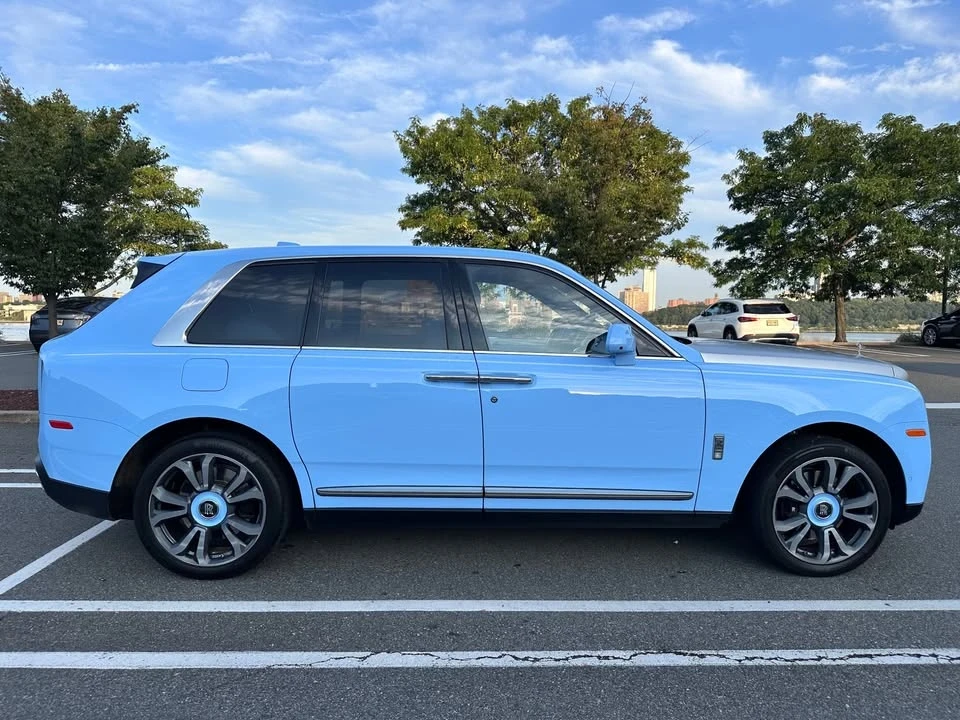 2023 Rolls-Royce Cullinan - Image 3 of 5
