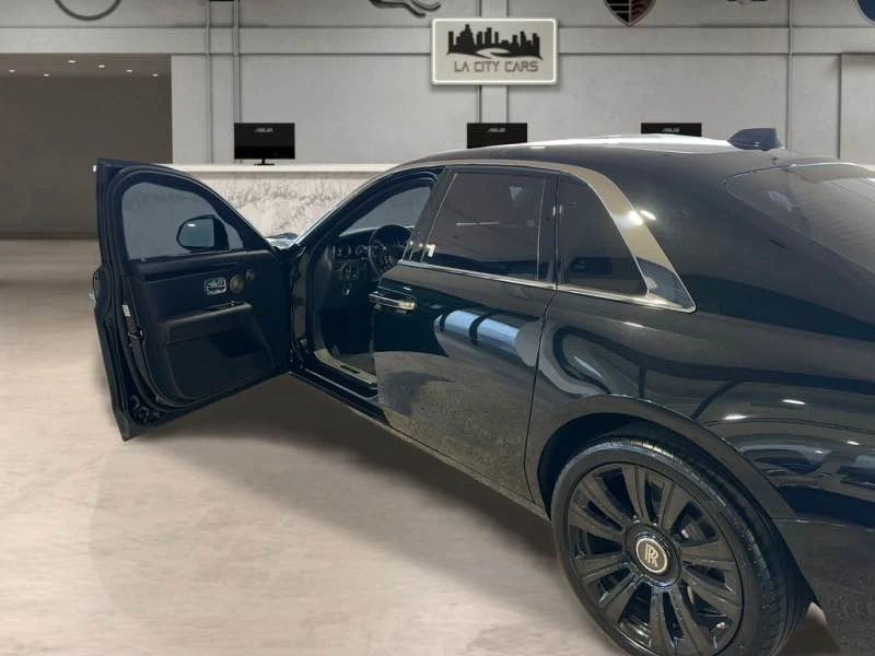 2023 Rolls-Royce Ghost 2nd Gen - Image 11 of 16