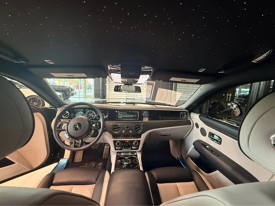 2023 Rolls-Royce Ghost 2nd Gen - Image 7 of 10