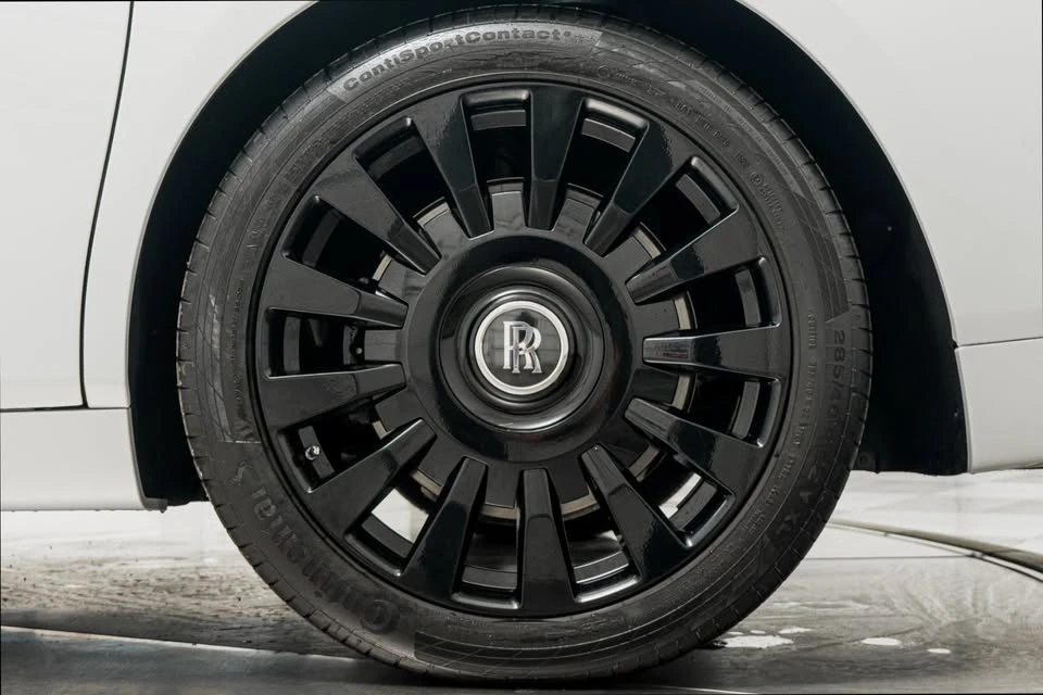 2023 Rolls-Royce Phantom VIII - Image 6 of 14