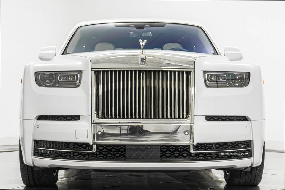 2023 Rolls-Royce Phantom VIII - Image 3 of 14