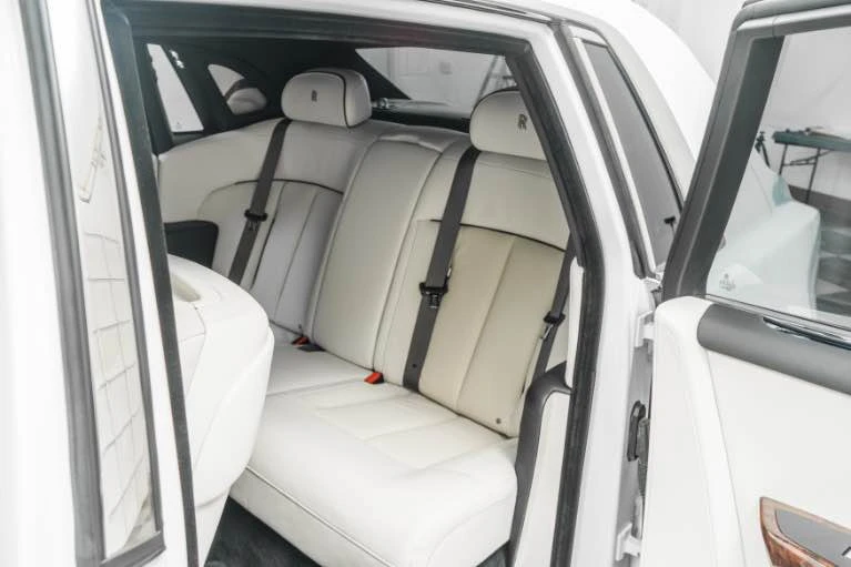 2023 Rolls-Royce Phantom VIII - Image 10 of 15
