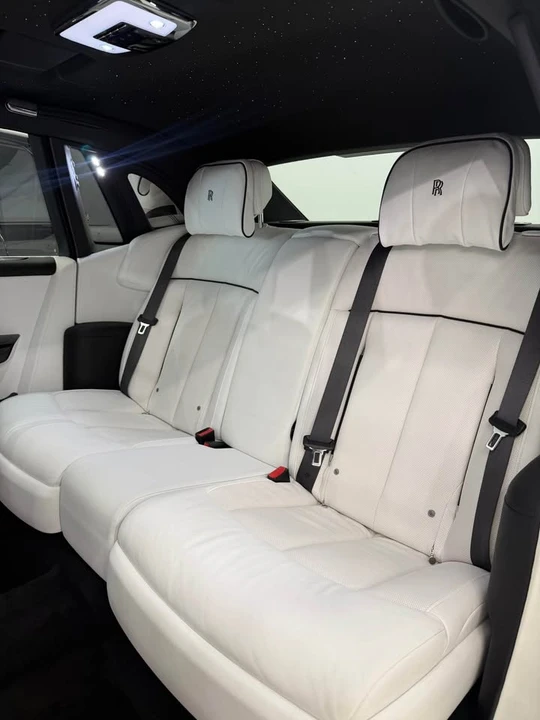 2023 Rolls-Royce Phantom VIII - Image 12 of 18