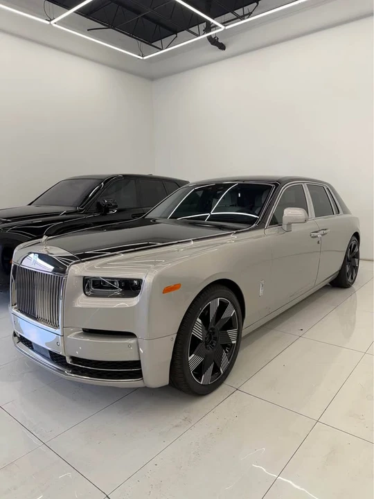 2023 Rolls-Royce Phantom VIII - Image 18 of 18