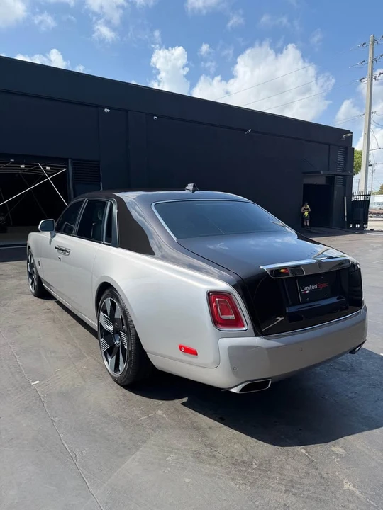 2023 Rolls-Royce Phantom VIII - Image 10 of 18