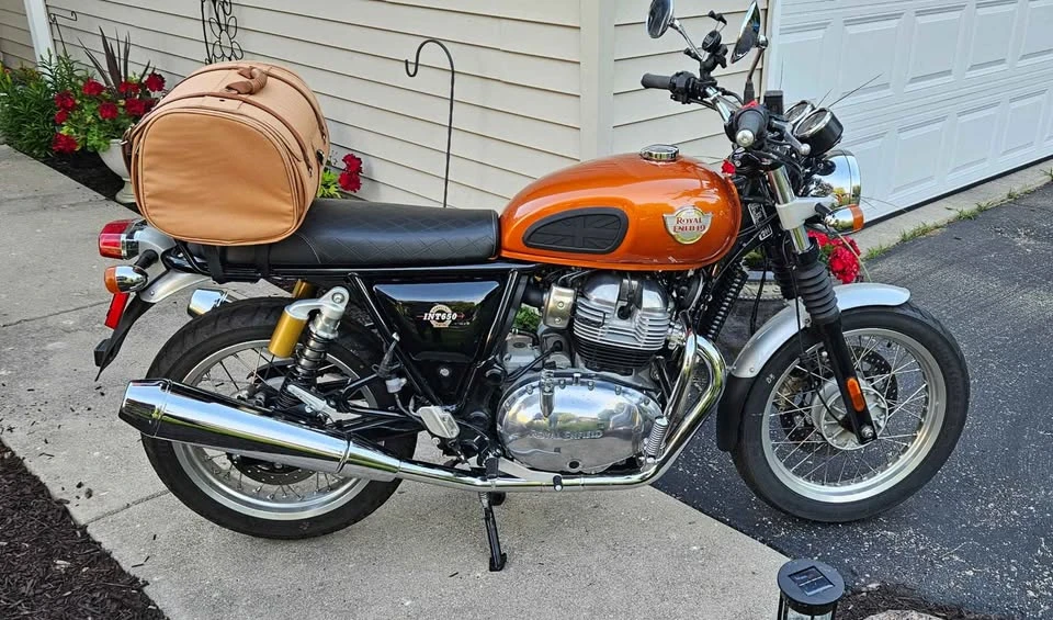 2023 Royal Enfield - Image 2 of 3