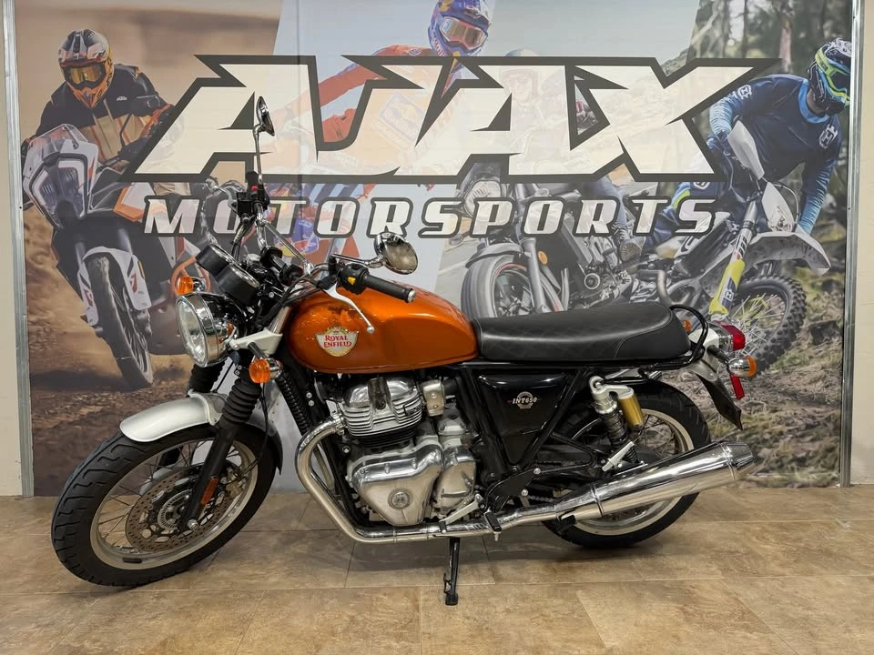 2023 Royal Enfield - Image 2 of 20