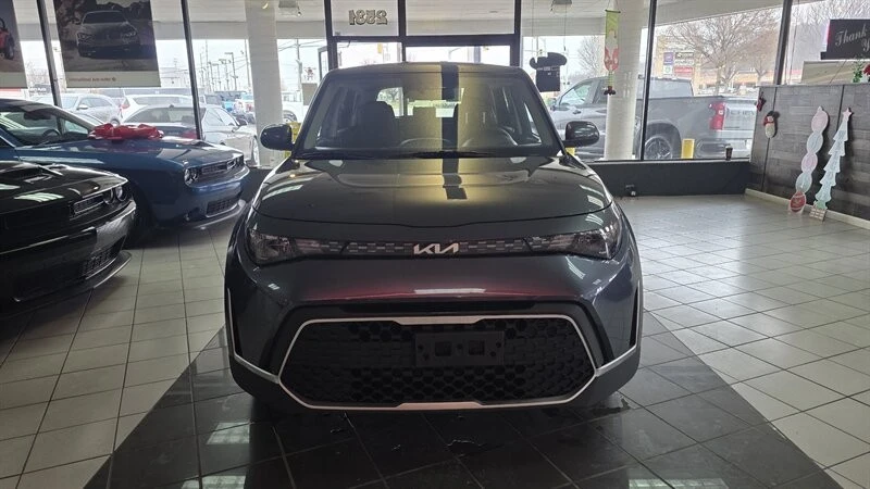 2023 Kia Soul - Image 3 of 4