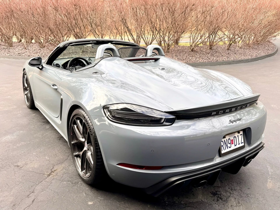 2023 Porsche - Image 23 of 31
