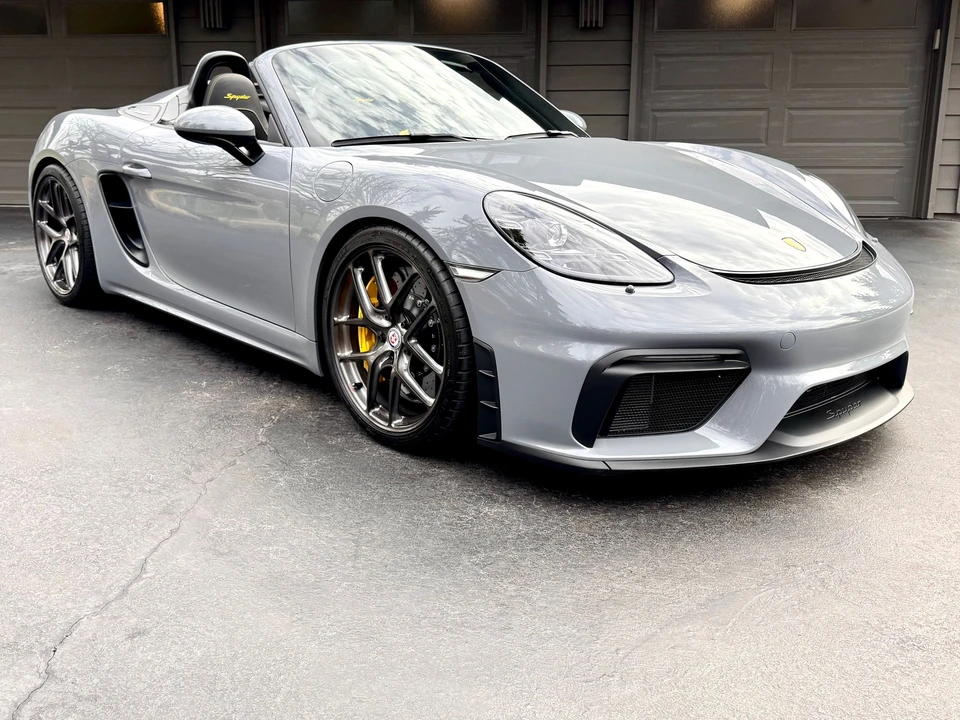 2023 Porsche - Image 18 of 31