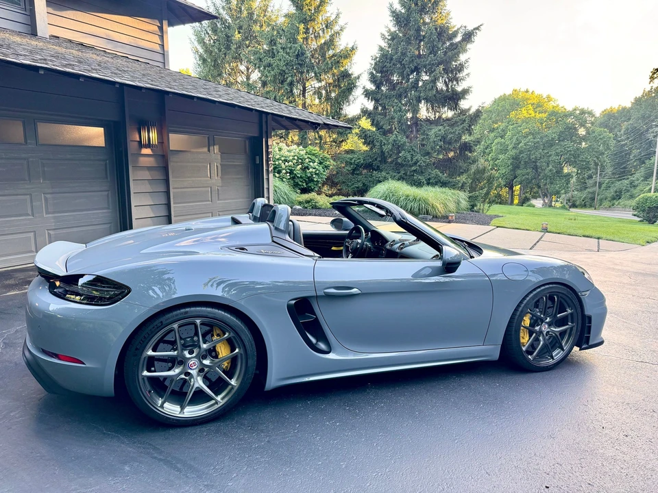 2023 Porsche - Image 6 of 20