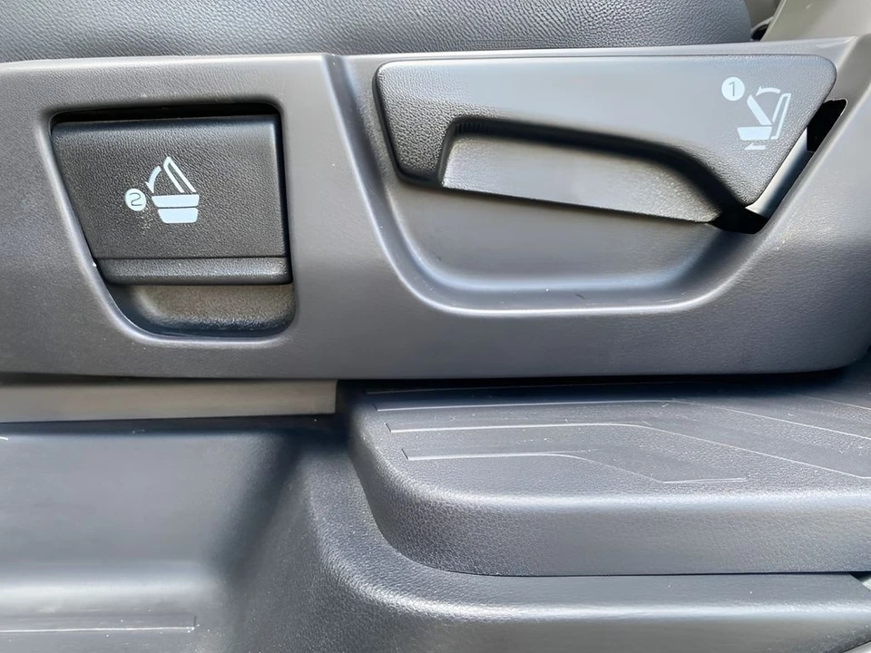 2023 Subaru - Image 13 of 31