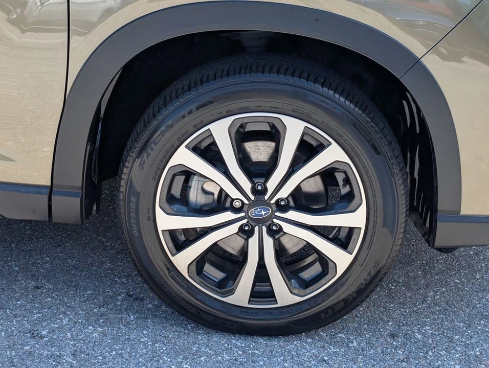 2023 Subaru Forester 5th Gen - Image 9 of 21