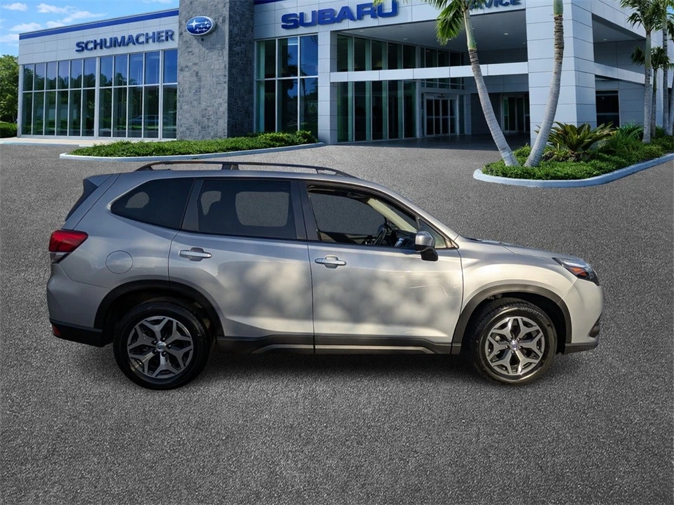 2023 Subaru Forester 5th Gen - Image 8 of 12