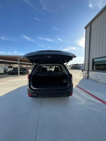2023 Subaru Forester 5th Gen - Image 18 of 31