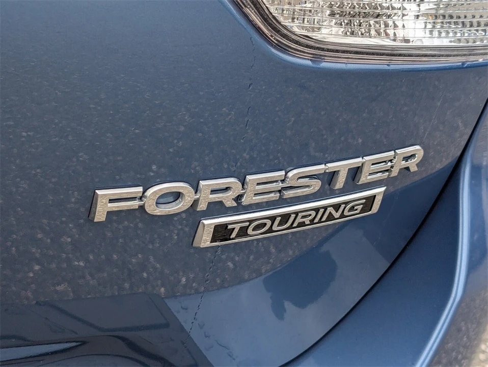 2023 Subaru Forester 5th Gen - Image 17 of 21