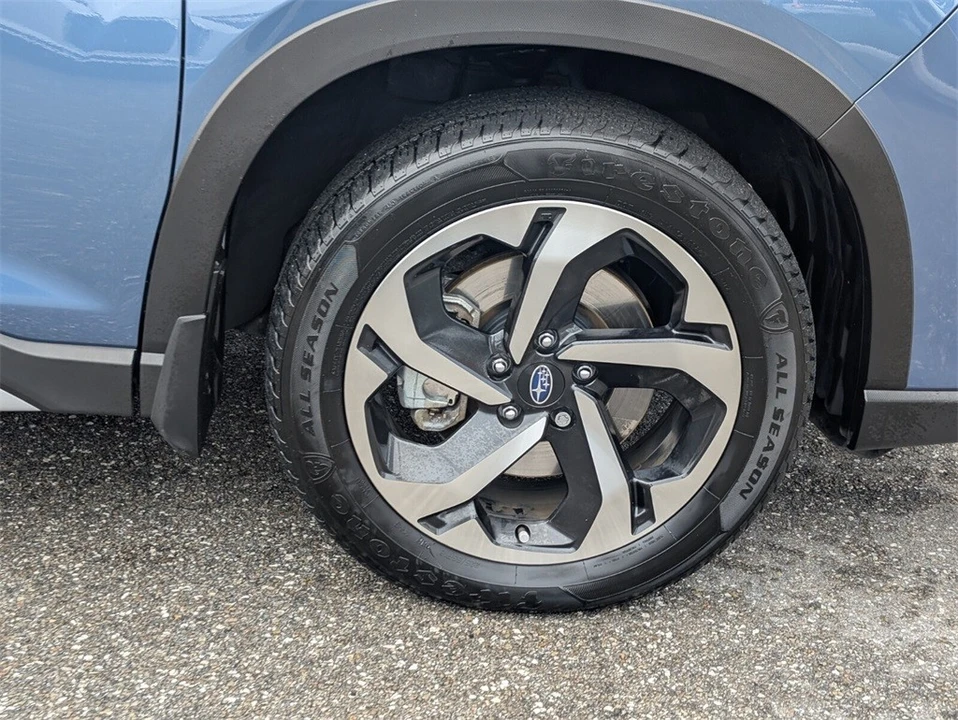 2023 Subaru Forester 5th Gen - Image 9 of 12