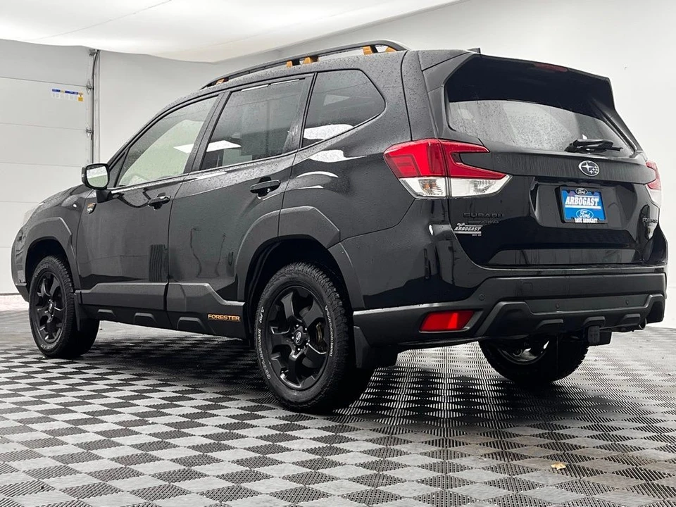 2023 Subaru Forester 5th Gen - Image 11 of 12