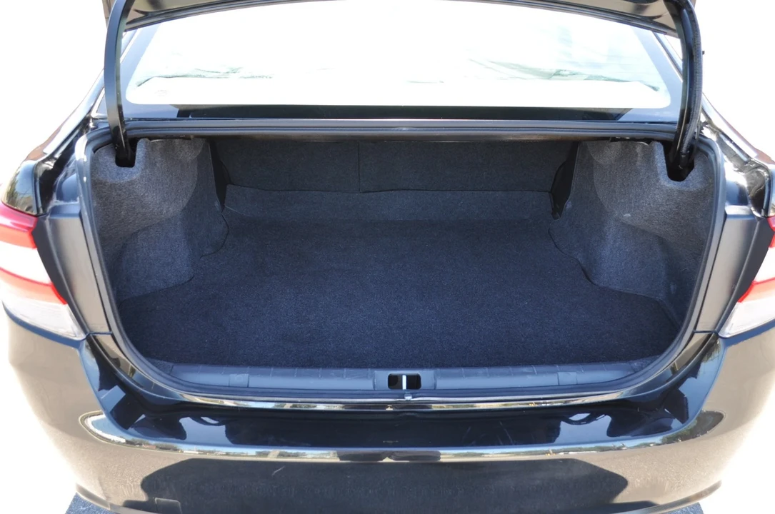 2023 Subaru Impreza 5th Gen - Image 17 of 21