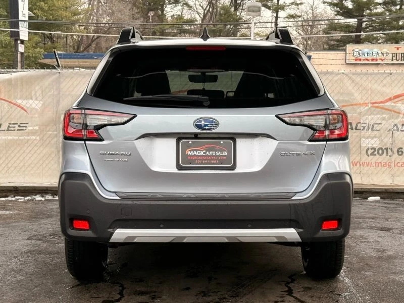 2023 Subaru Outback 6th Gen - Image 10 of 12