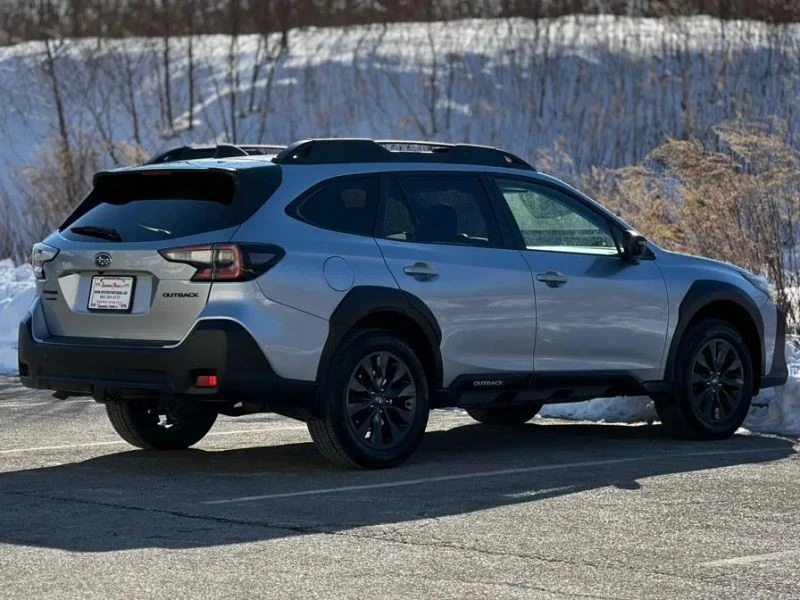 2023 Subaru Outback 6th Gen - Image 8 of 12