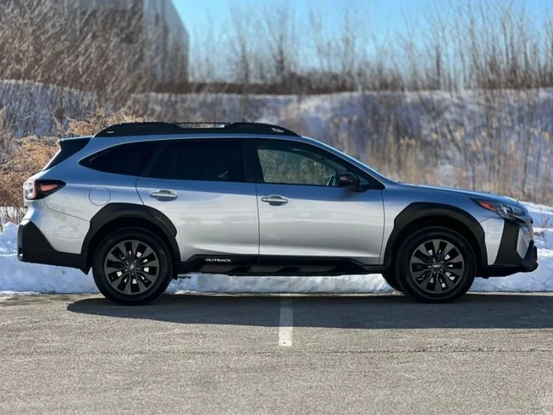2023 Subaru Outback 6th Gen - Image 9 of 12