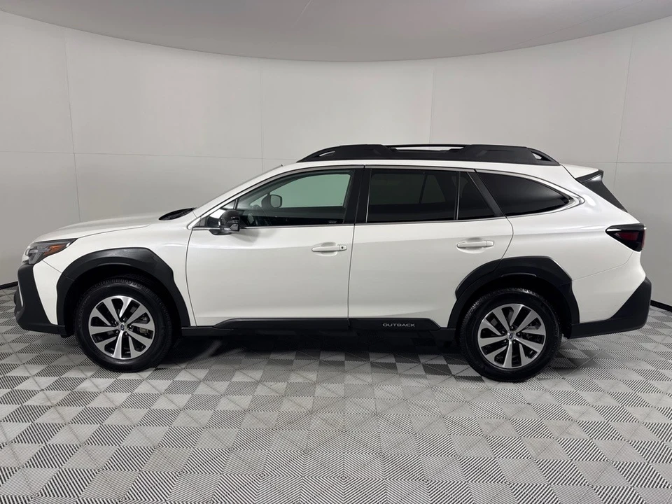 2023 Subaru Outback 6th Gen - Image 8 of 12