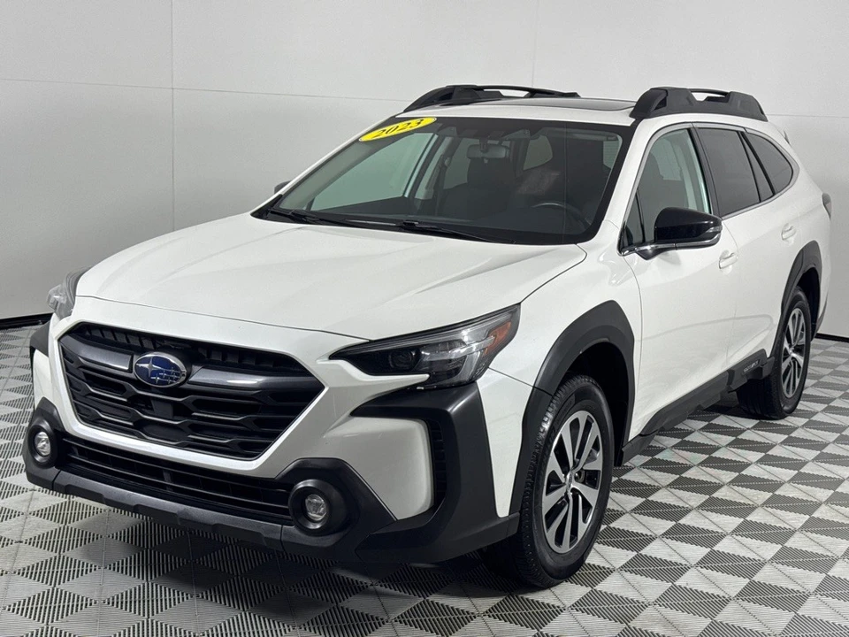 2023 Subaru Outback 6th Gen - Image 10 of 12