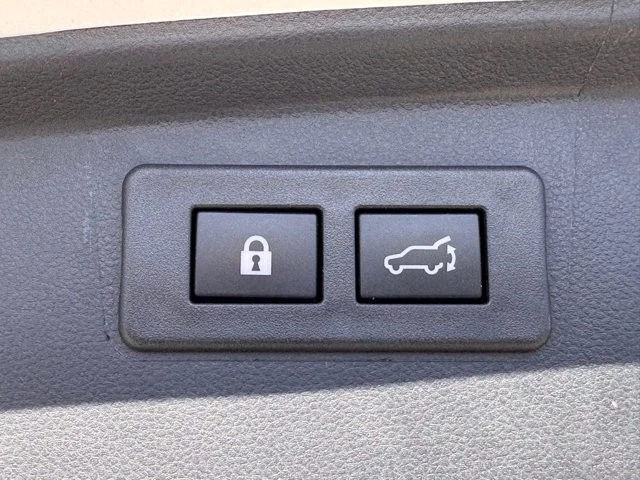 2023 Subaru Outback 6th Gen - Image 14 of 21